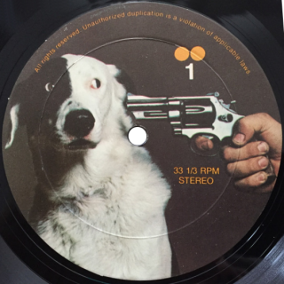 Circuit -Audif&ouml;n + Label