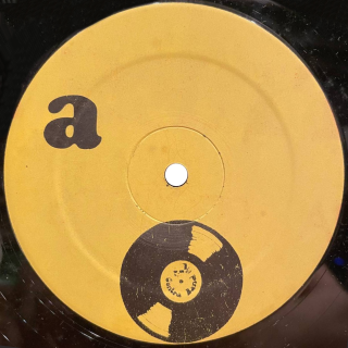 Cooper Black LabelLabel