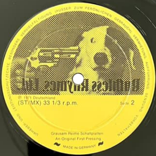 Label B /2